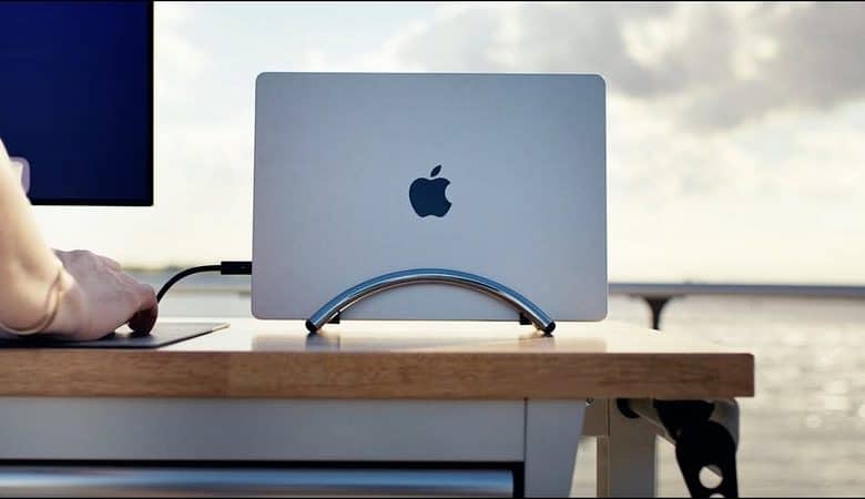 Immagine della recensione di Twelve South BookArc Flex: la soluzione perfetta per risparmiare spazio e organizzare la tua workstation | 1WsuJqrQ6_yxNujcJlA4keg-DzTechs