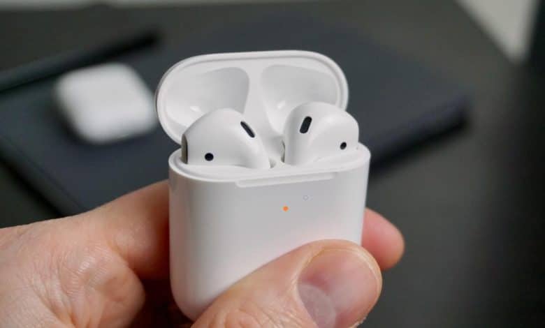 Bild von Ist die Statusleuchte der AirPods orange? Was bedeuten diese Farben auf dem Ladeetui? | Airpods-2. Generation-04-10079