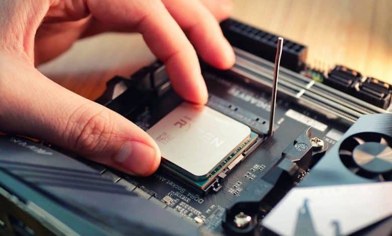 Immagine di È più importante aggiornare prima il processore o la scheda grafica? | 15K-jvQkhallyNqYmtZf8TQ-DzTechs
