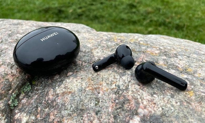 Immagine dei migliori auricolari adatti alle telefonate disponibili sul mercato | 1j-Q0phUDYQiOsuktqQcWQA-DzTechs