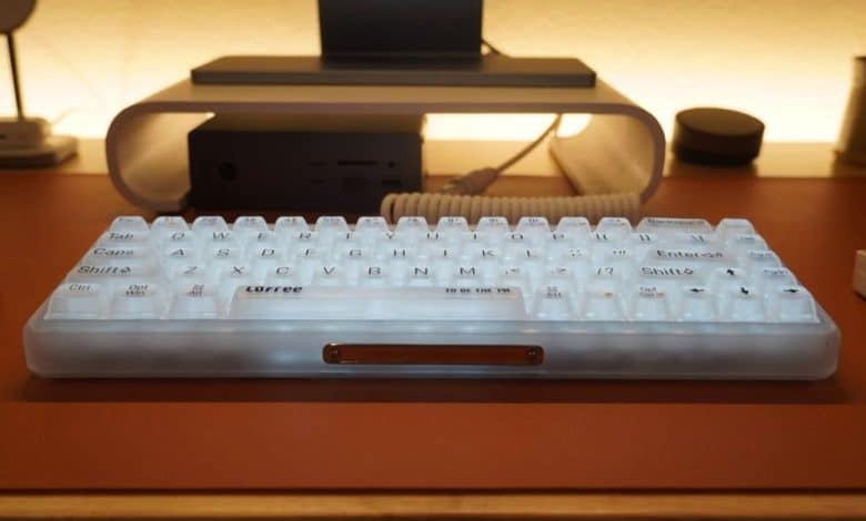 Imagen de Agregue un toque de transparencia a su oficina con este teclado mecánico premium de Lofree | 1j1-lIjcQjoXuqSBwGRXhHQ-DzTechs