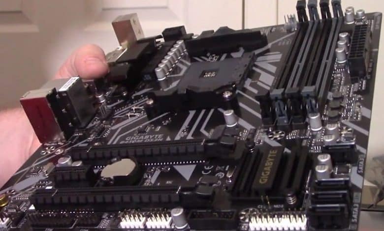 Un'immagine delle migliori schede madri economiche che supportano PCIe 4.0 quest'anno | 1mHdEhi3QImvoWn3QzfwtyQ-DzTechs