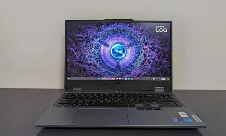 Foto de la revisión de Lenovo LOQ 15IAX9I: juegue juegos básicos de PC mientras viaja | 1wqIcAlCurQL-QD-6ZQ8mHA-DzTechs
