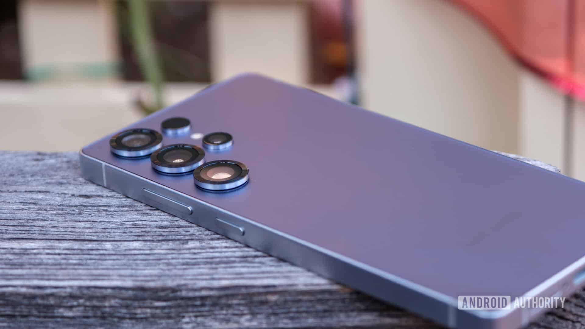 三星 Galaxy S25 Ultra 框架和相機