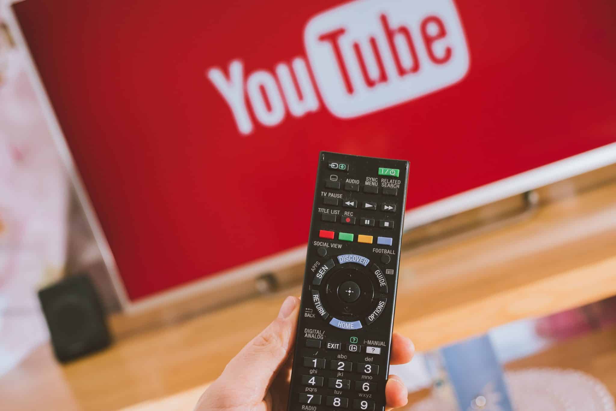 索尼智慧電視上的 YouTube 應用