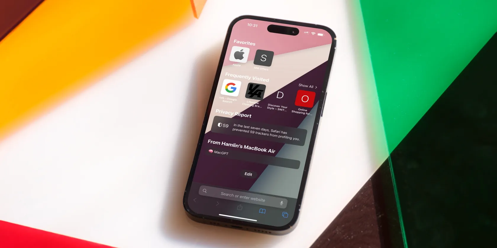 在 iPhone 14 Pro 上運行的 Safari