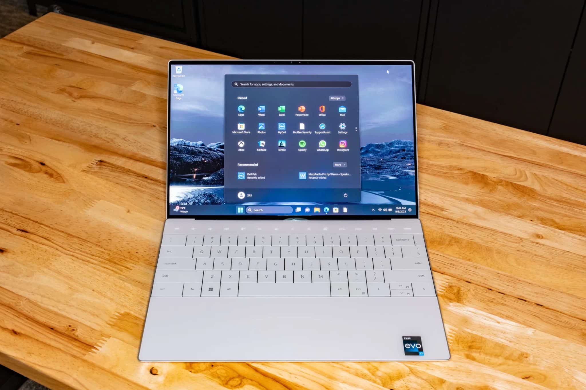 Dell XPS 13 Plus 上的 Windows 開始功能表