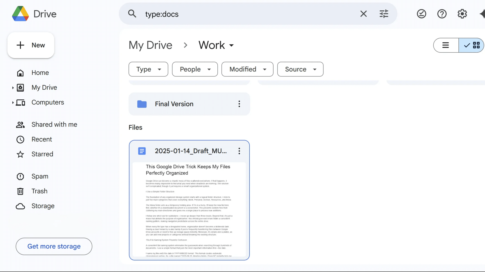 عامل تشغيل البحث المتقدم في شريط بحث Google Drive للعثور على المستندات.
