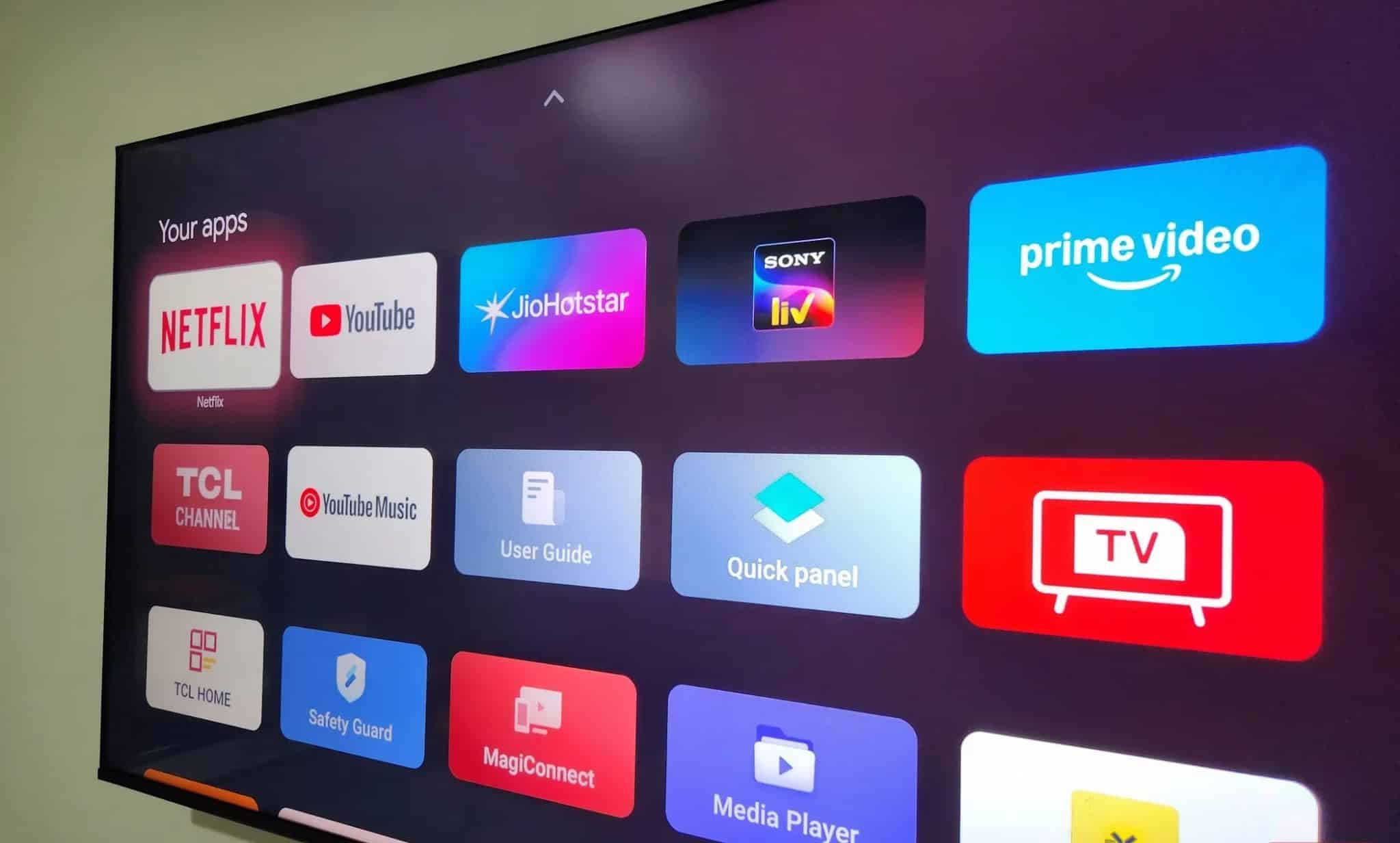 شاشة Google TV الرئيسية في وضع التطبيقات فقط