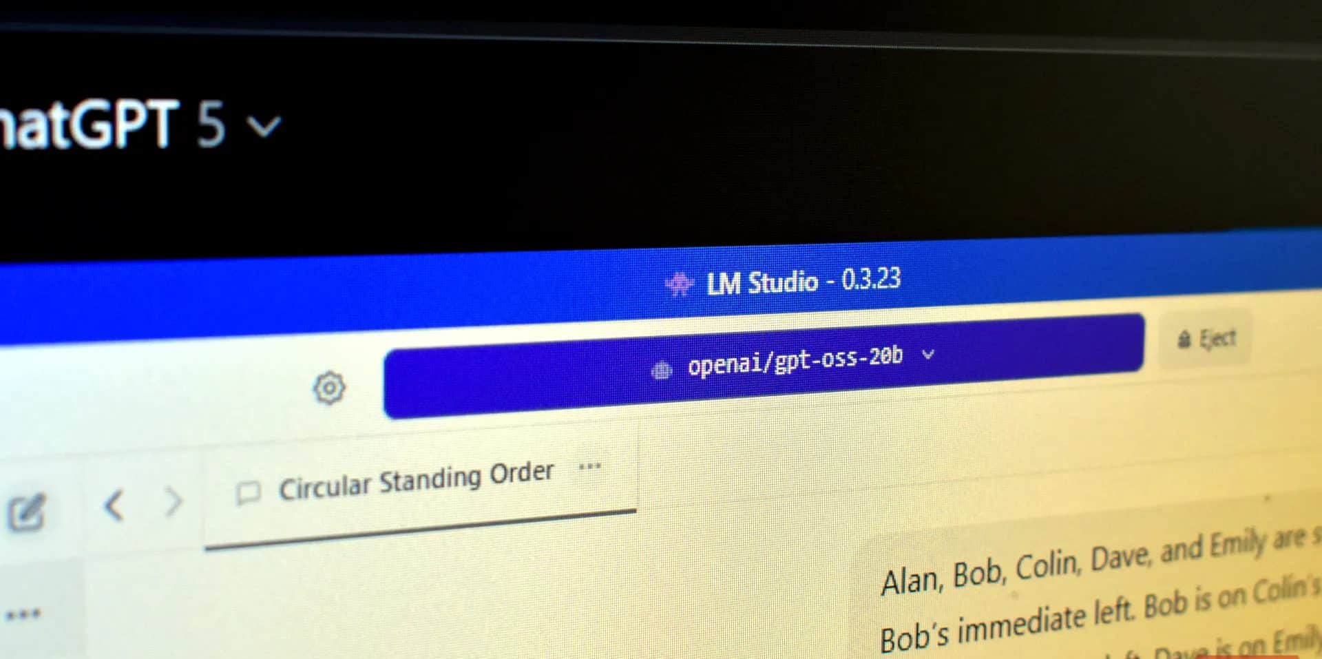 Uno schermo di computer che mostra LM Studio e il modello di intelligenza artificiale locale GPT-OSS-20B.