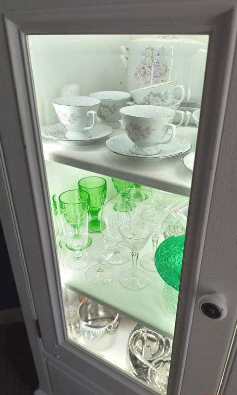 點亮的中國櫥櫃全景