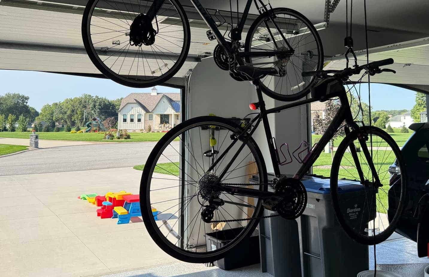 Cómo bajar la bicicleta del soporte del techo