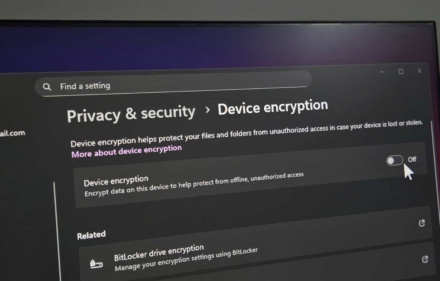 أربع مزايا أمنية في Windows قد تزيد من خطر تعرضك للاختراق: احذر هذه الثغرات
