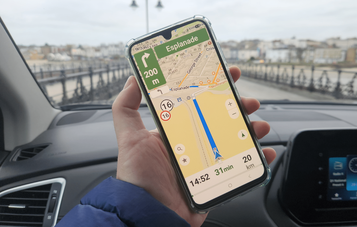 Uzun zamandır beklenen açık kaynaklı Google Haritalar alternatifi