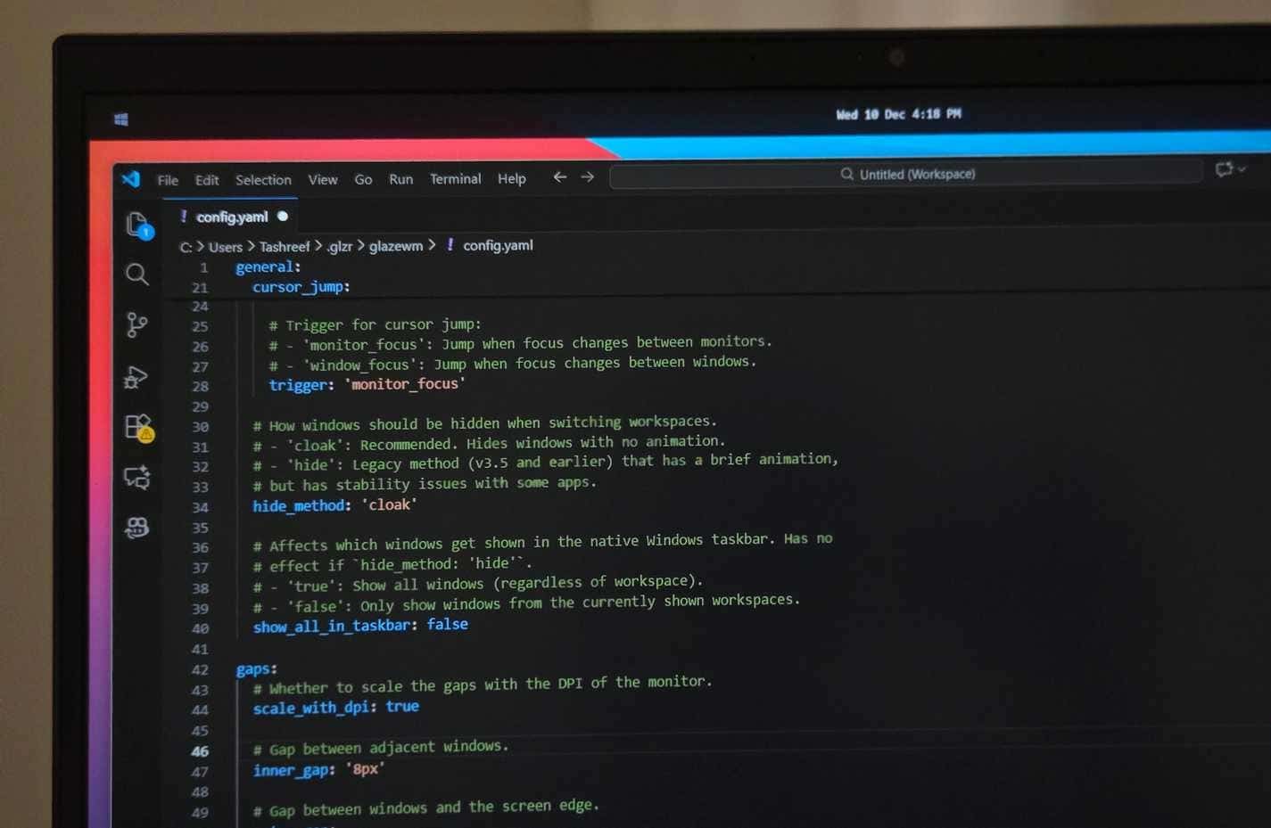 Il file delle impostazioni YAML è aperto nell'editor di Visual Studio su Windows 11.