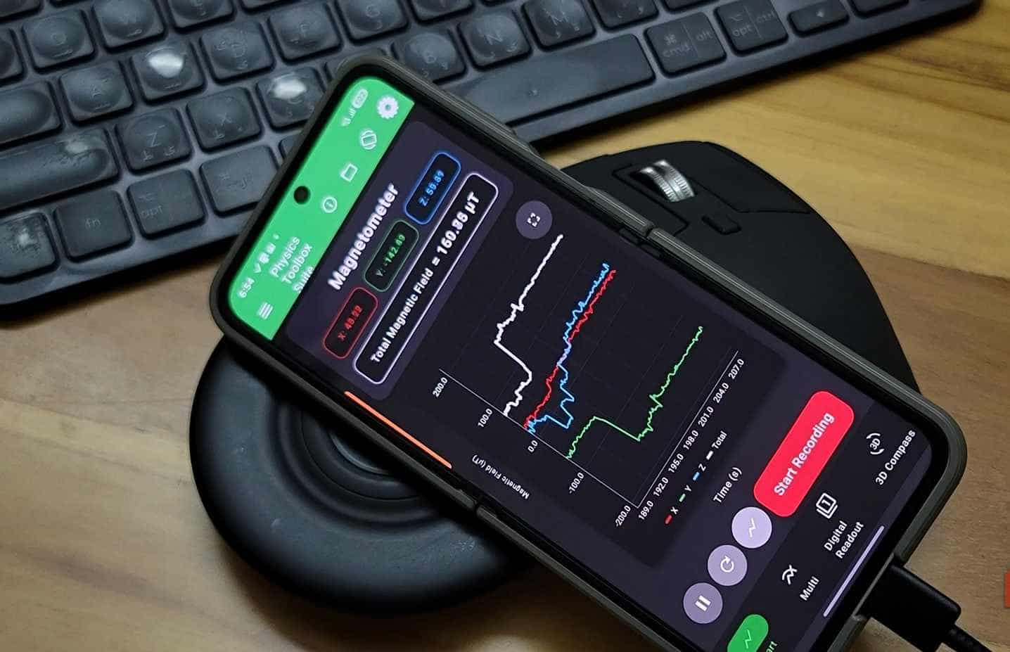narzędzie magnetometru otwarte w Samsungu Galaxy Z Flip 6