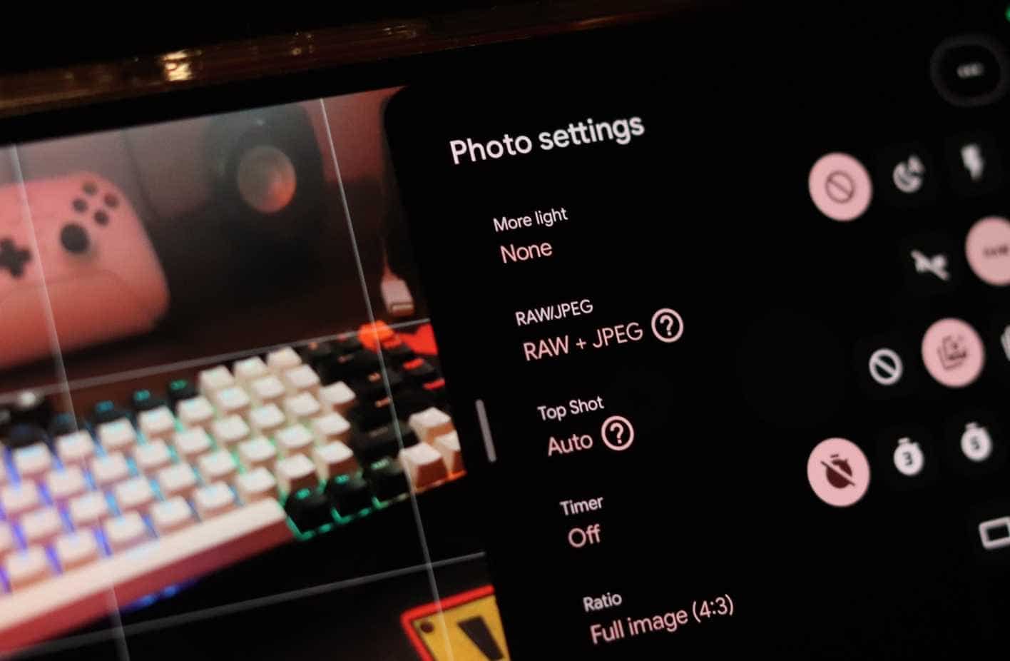 RAW-Kameraeinstellungen auf dem Pixel 9a.