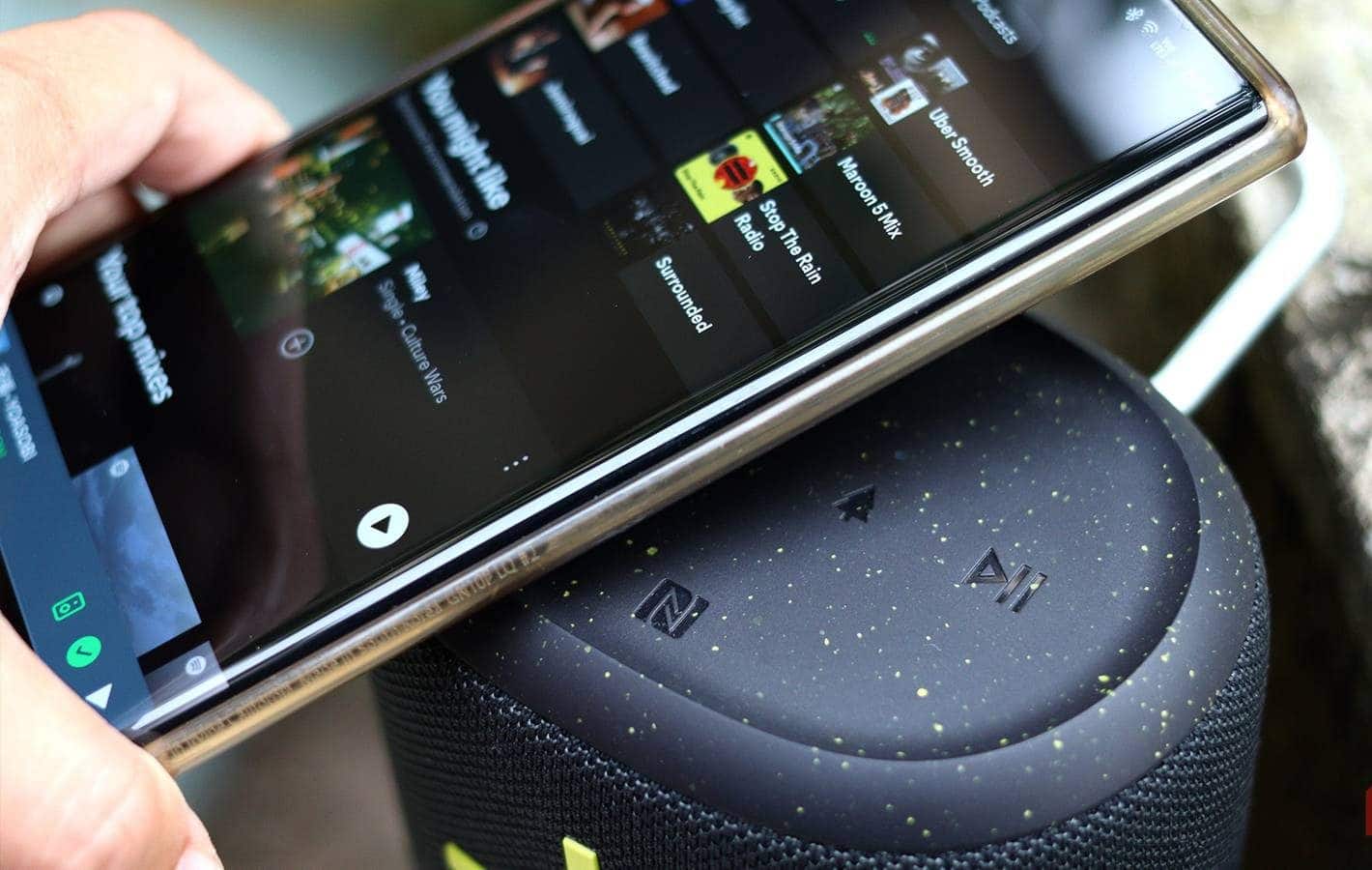 ٦ أشياء لا تفعلها بقارئ NFC في هاتفك (ويجب أن تفعلها)