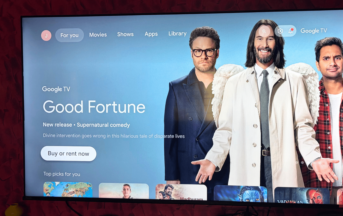 Nie wieder Werbung! Mein Smart-TV-Bildschirm sieht mit Projectivy Launcher aus wie neu.