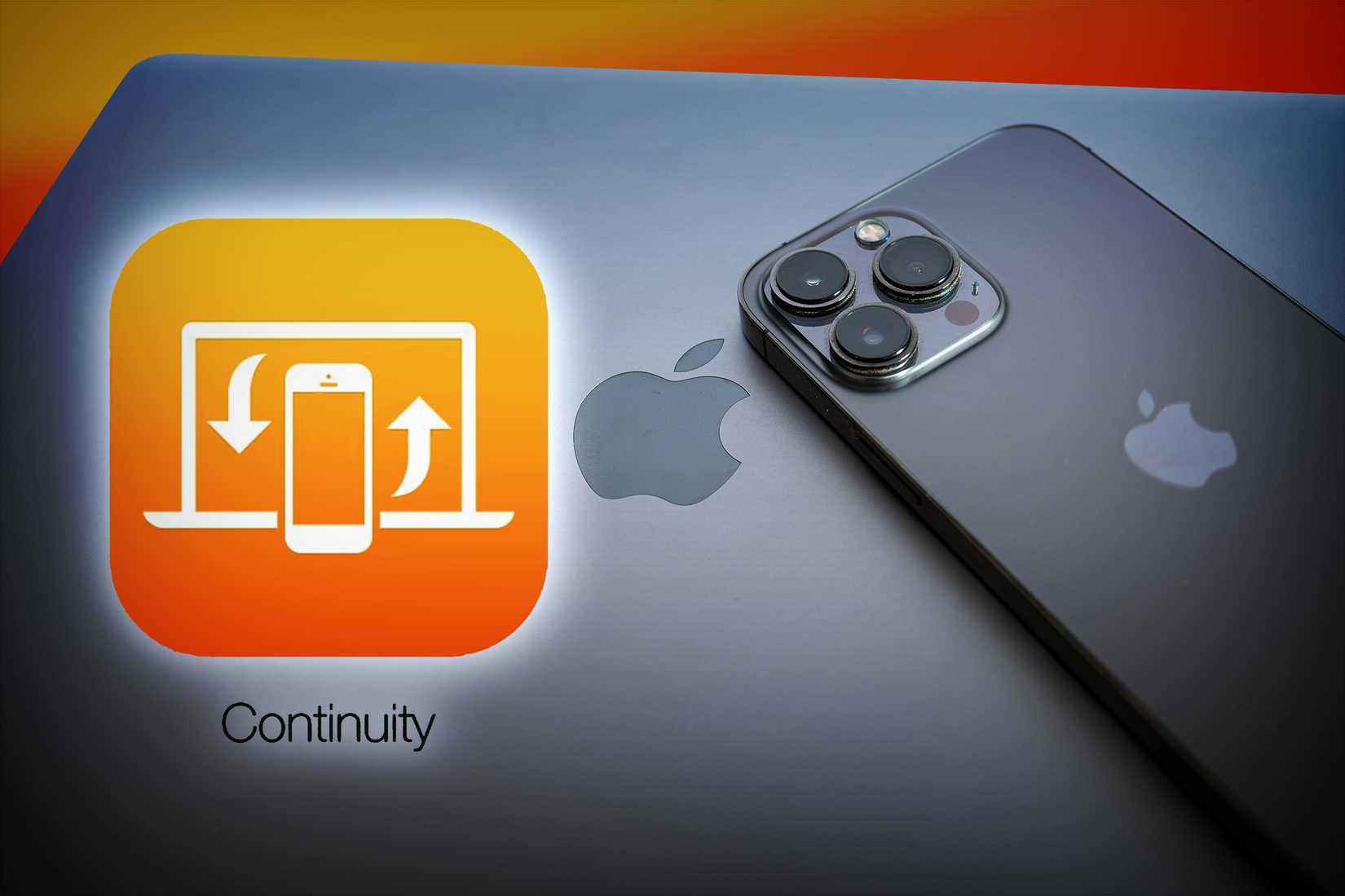 Das Symbol für die Apple Handoff-Funktion neben dem MacBook und dem iPhone verdeutlicht die nahtlose Integration zwischen Apple-Geräten.