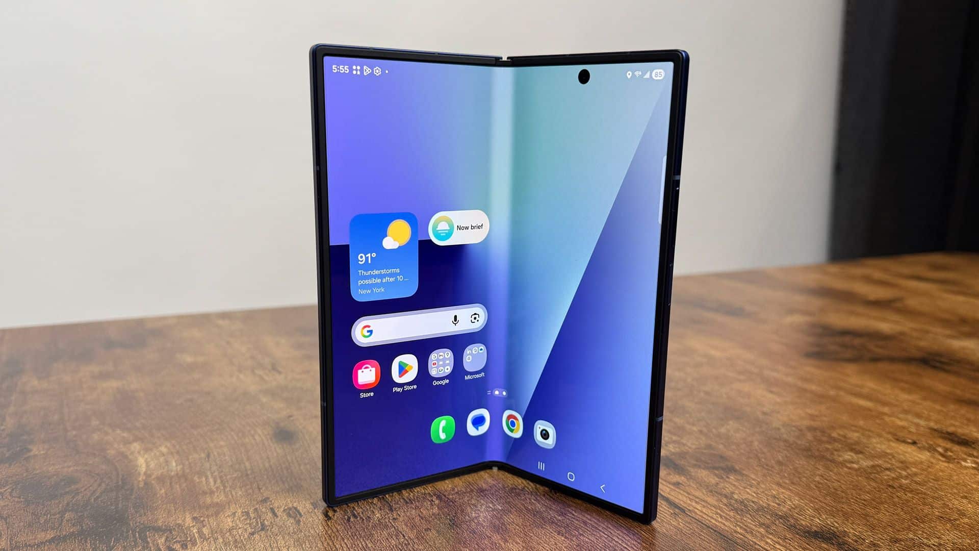 Samsung se prépare-t-il à concurrencer l'iPhone Fold ? Des fuites alimentent la compétition !