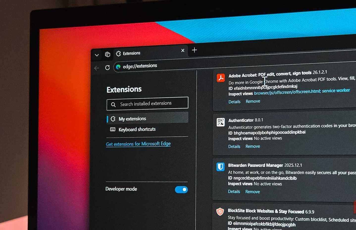 A página de complementos do Edge está aberta em um notebook HP Gaming.