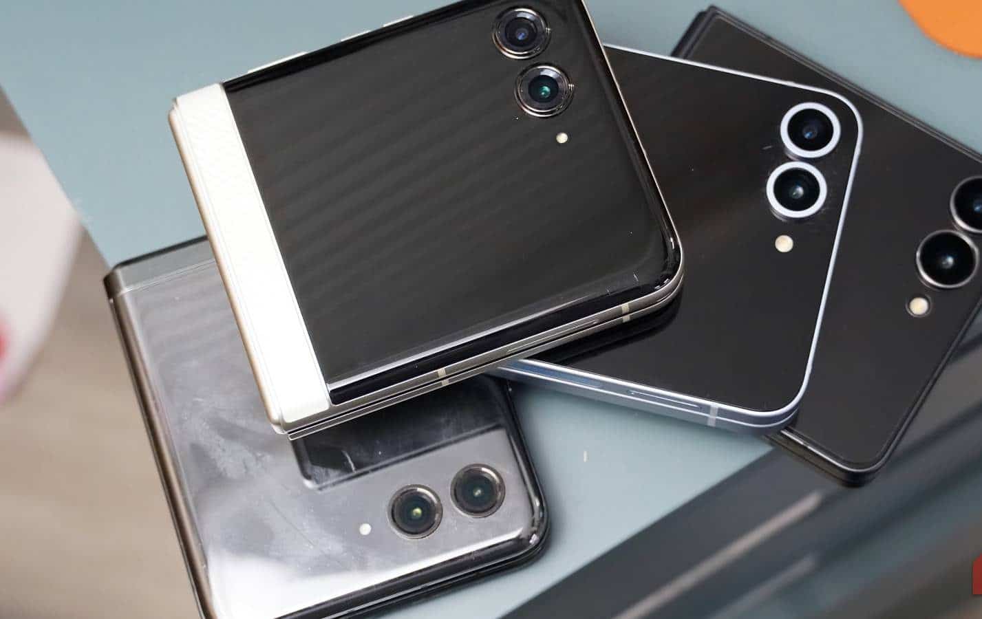 Questo è l'unico telefono pieghevole che non consiglierei a nessuno.