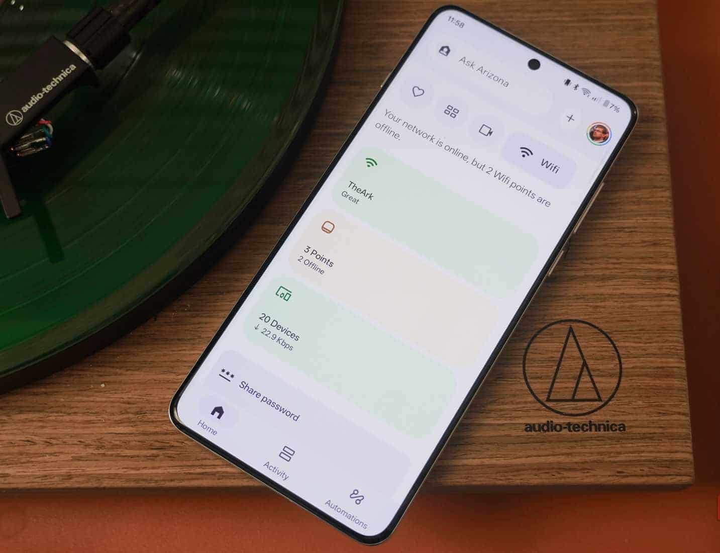 Gestisci il tuo sistema Wi-Fi Google Home nell'app Android.