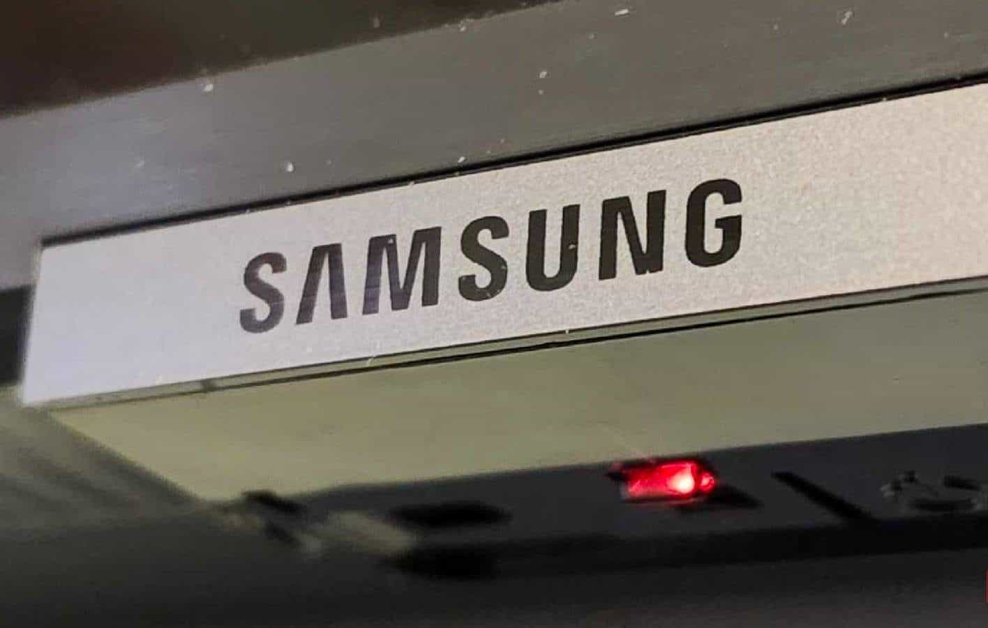 قائمة سرية في تلفاز Samsung تفتح إعدادات صورة إضافية