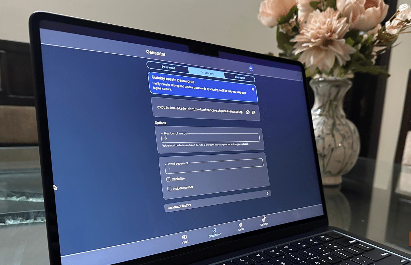 在 MacBook 上使用 Bitwarden
