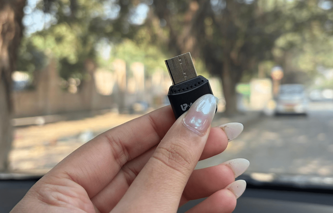 جرّبت CarPlay اللاسلكي وأدركت قيمة CarPlay السلكي