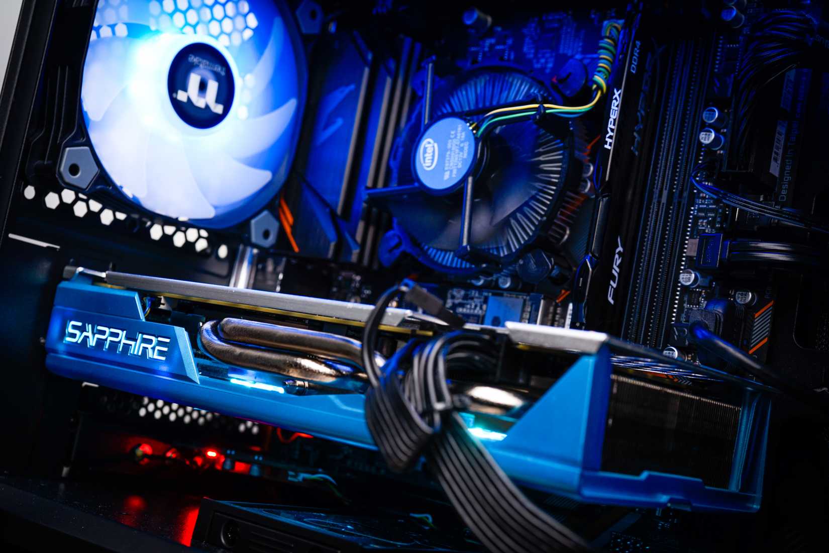 AMD RX 580 w obudowie procesora
