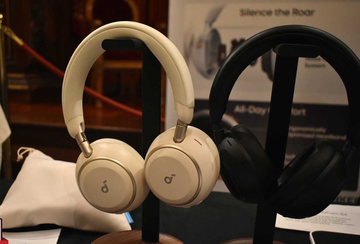 Anker Soundcore Space 2 耳機亮相 2026 年世界行動通訊大會 (MWC 2026)。