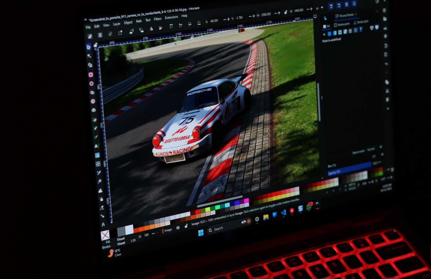 Inkscape, Windows 11 yüklü bir dizüstü bilgisayarda çalışıyor.